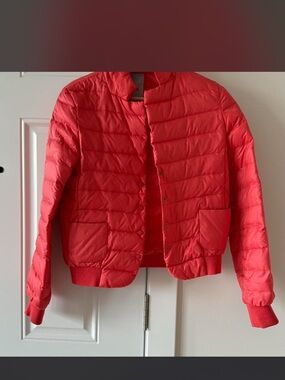 Women’s Lightweight Quilted Red Puffer Jacket